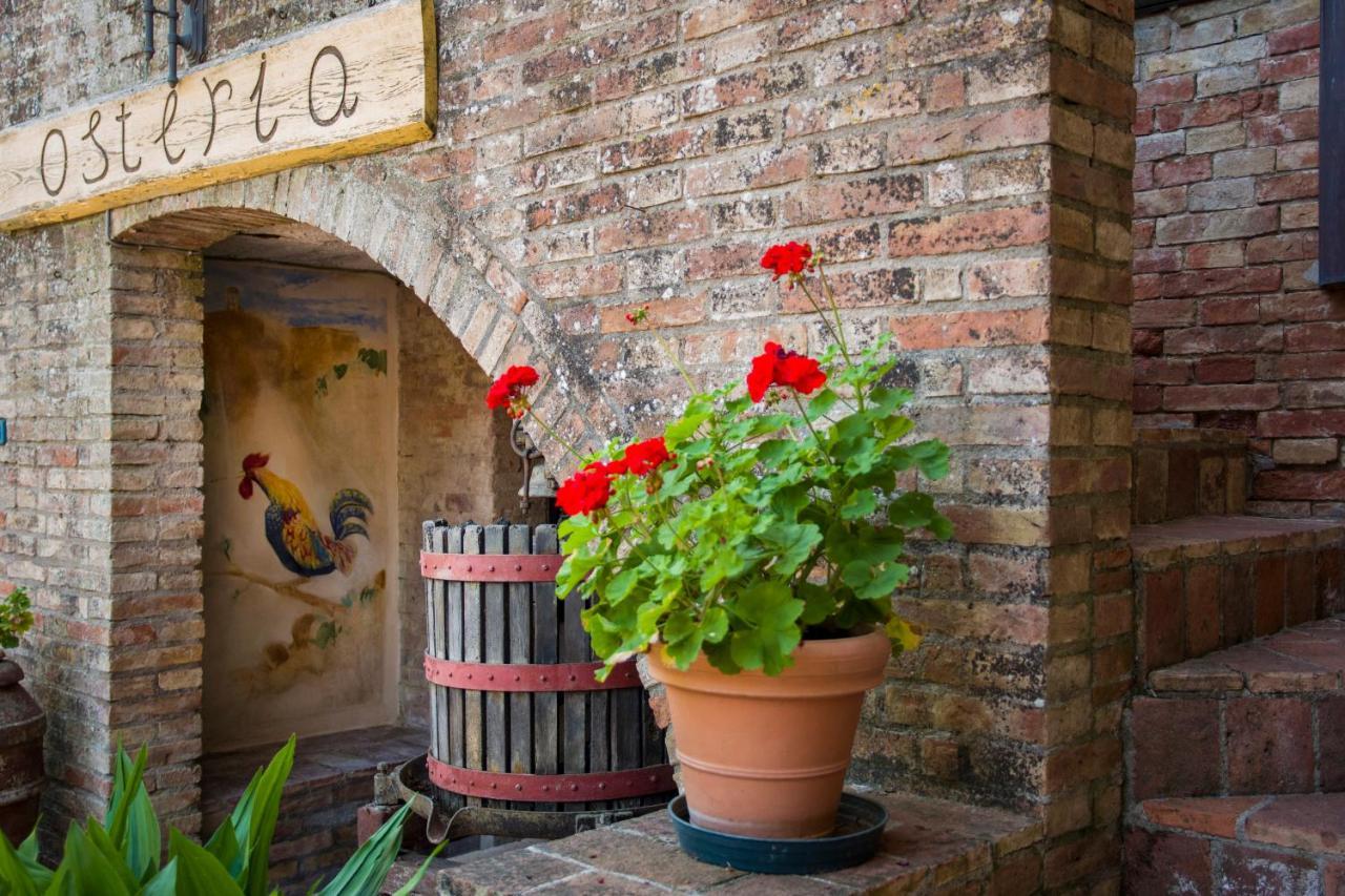 Albergo Ristorante Da Vestro モンティチャーノ エクステリア 写真