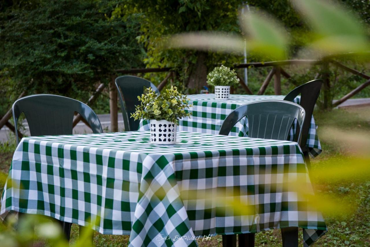 Albergo Ristorante Da Vestro モンティチャーノ エクステリア 写真