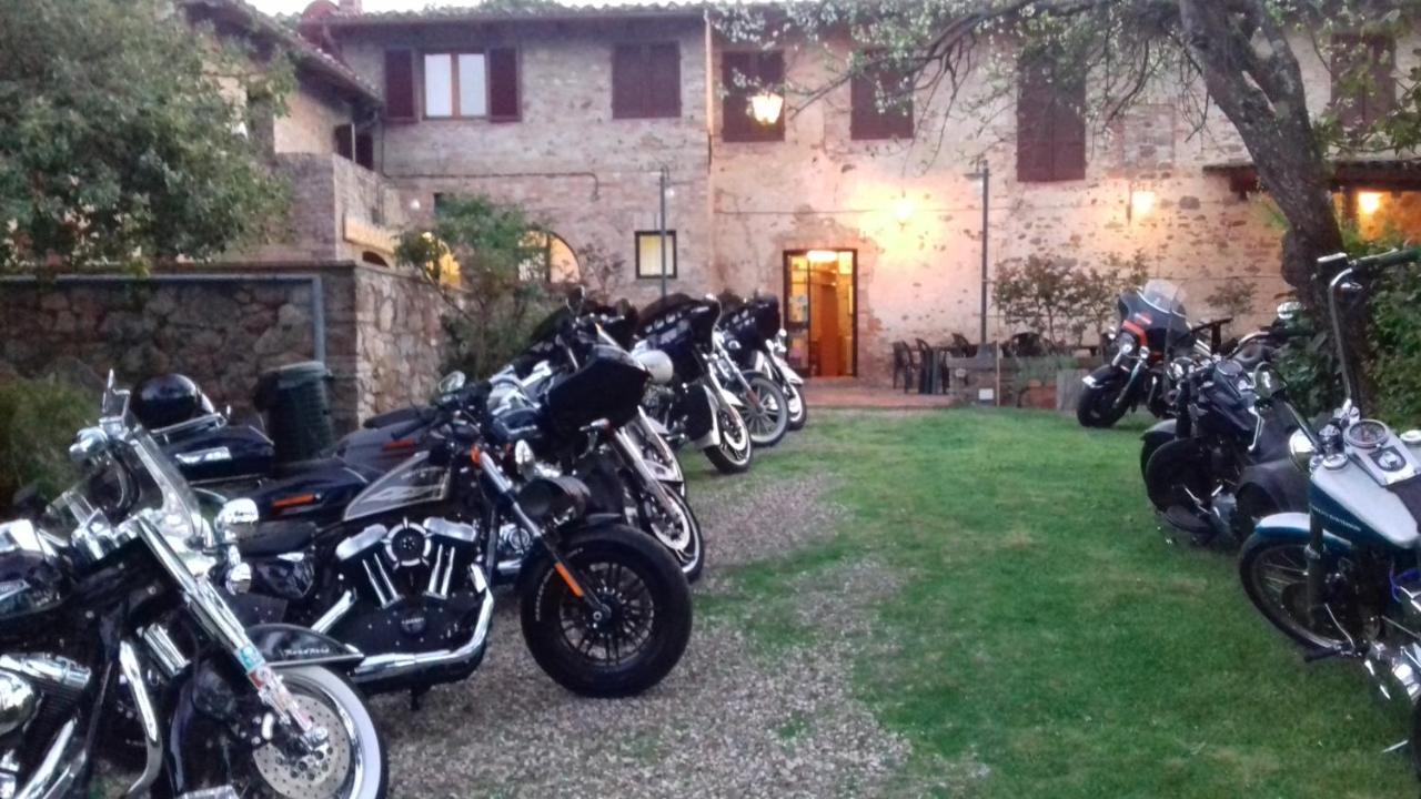 Albergo Ristorante Da Vestro モンティチャーノ エクステリア 写真