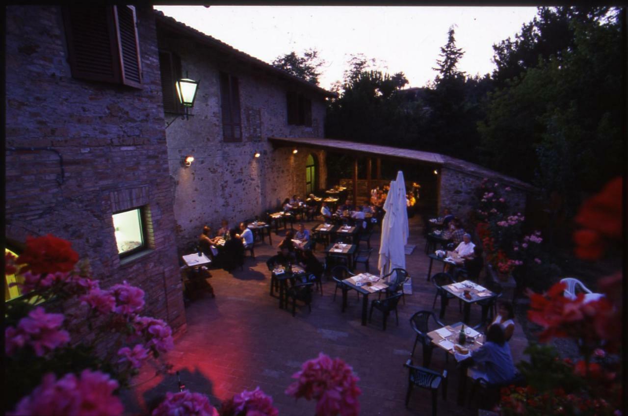 Albergo Ristorante Da Vestro モンティチャーノ エクステリア 写真